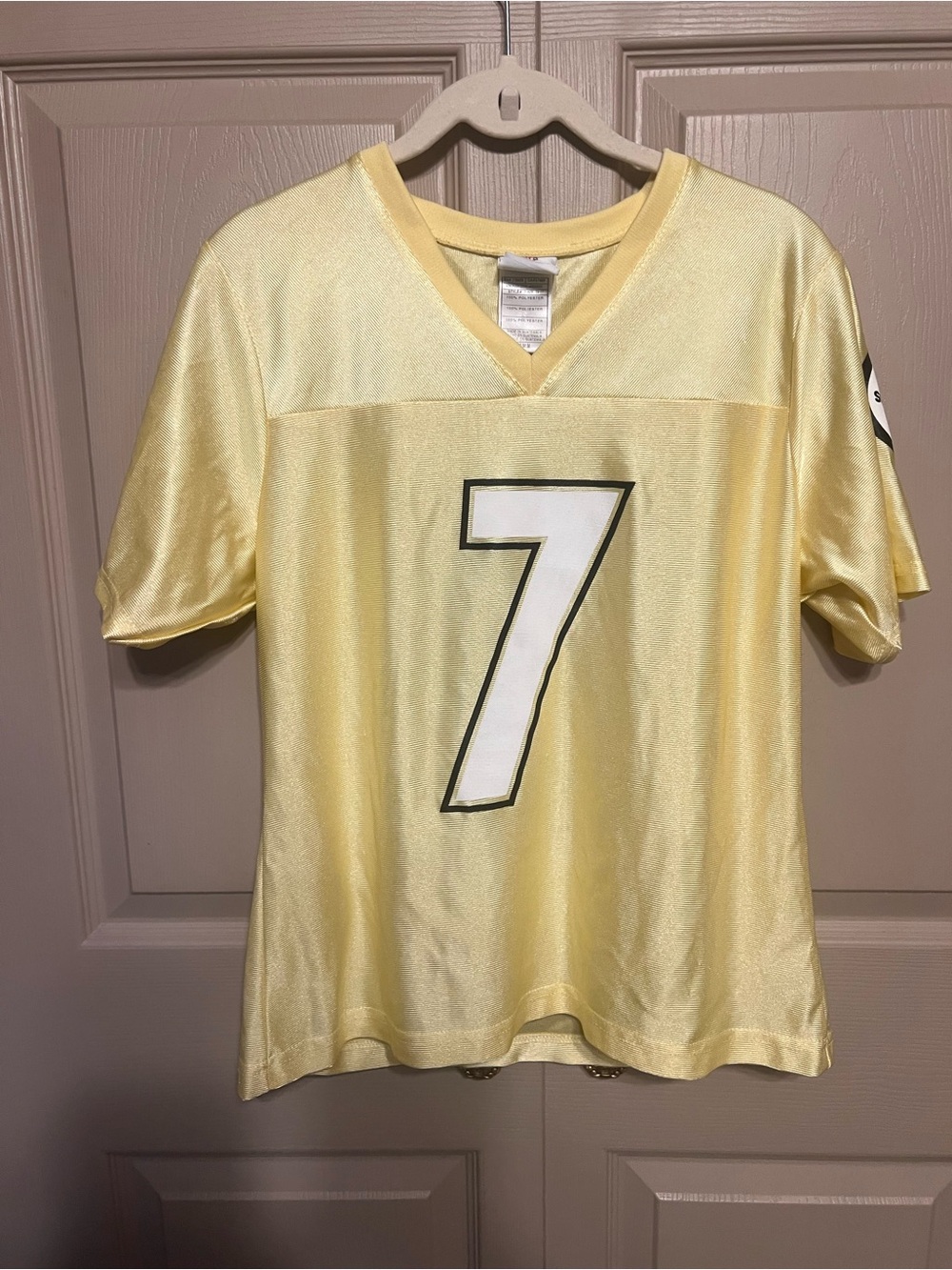 Women’s Yellow V-Neck Jersey Top with White Number 7